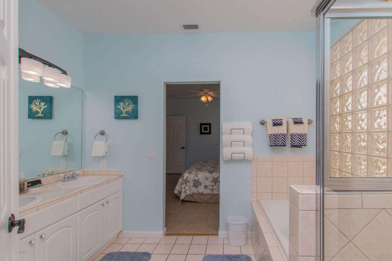 461 & 471 3rd Street, Key Colony, FL 33051 Photo
