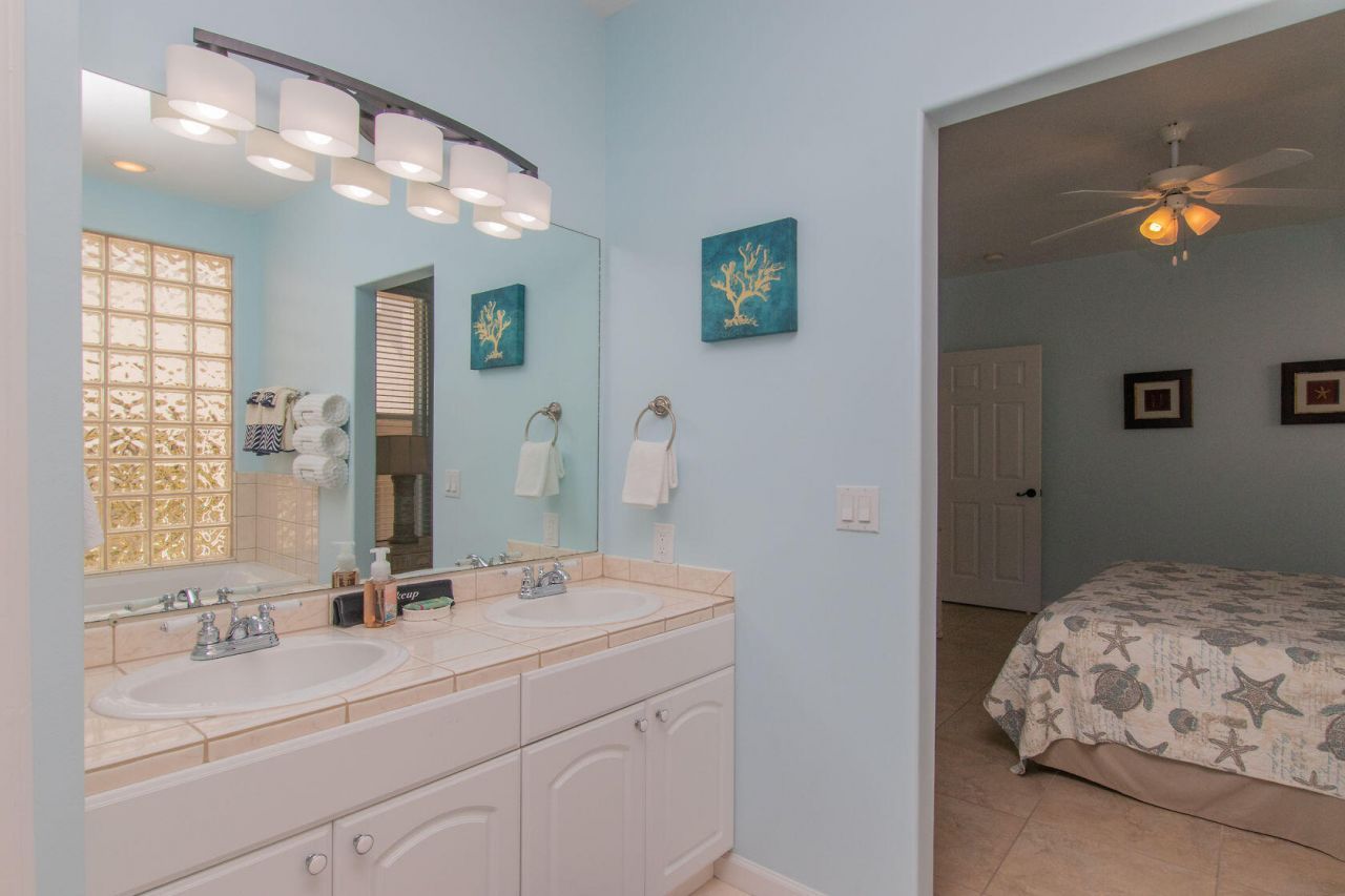 461 & 471 3rd Street, Key Colony, FL 33051 Photo
