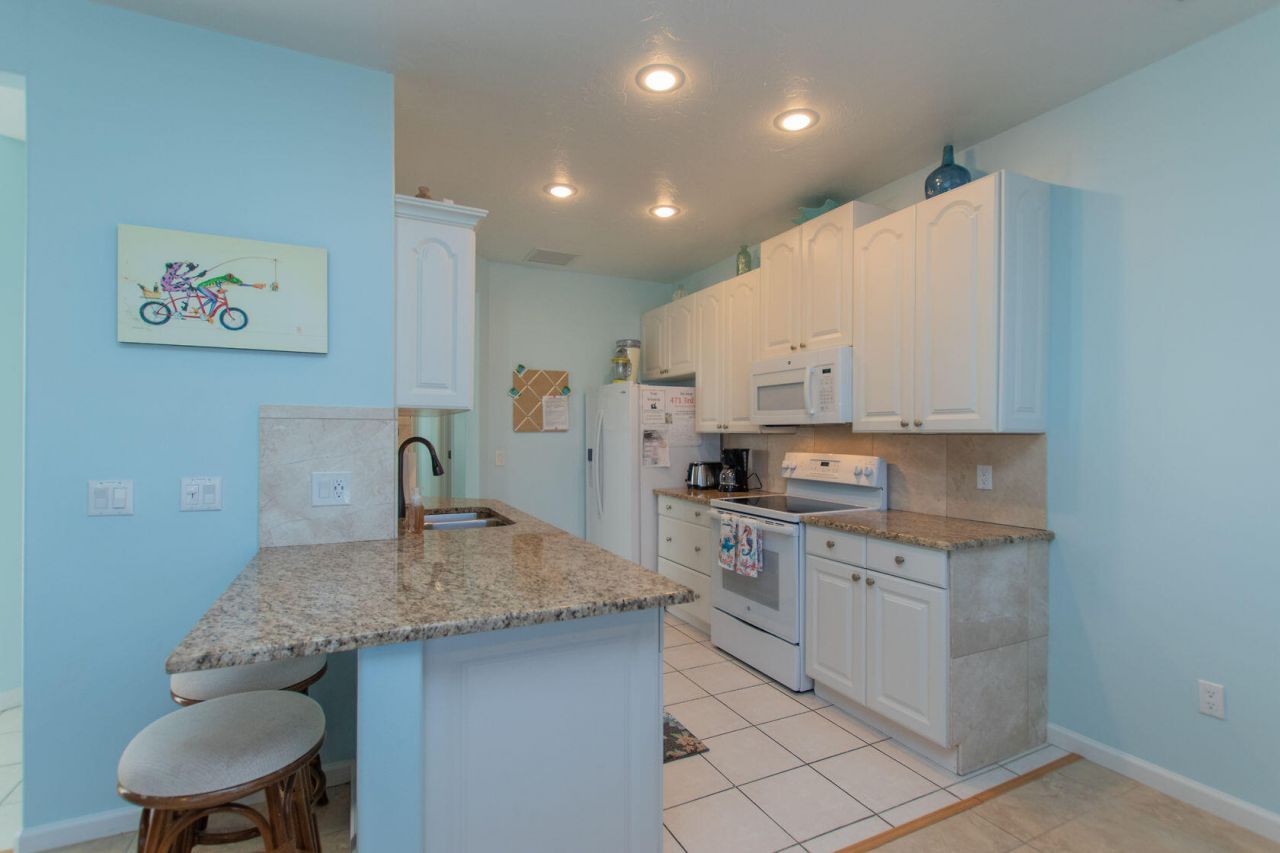 461 & 471 3rd Street, Key Colony, FL 33051 Photo