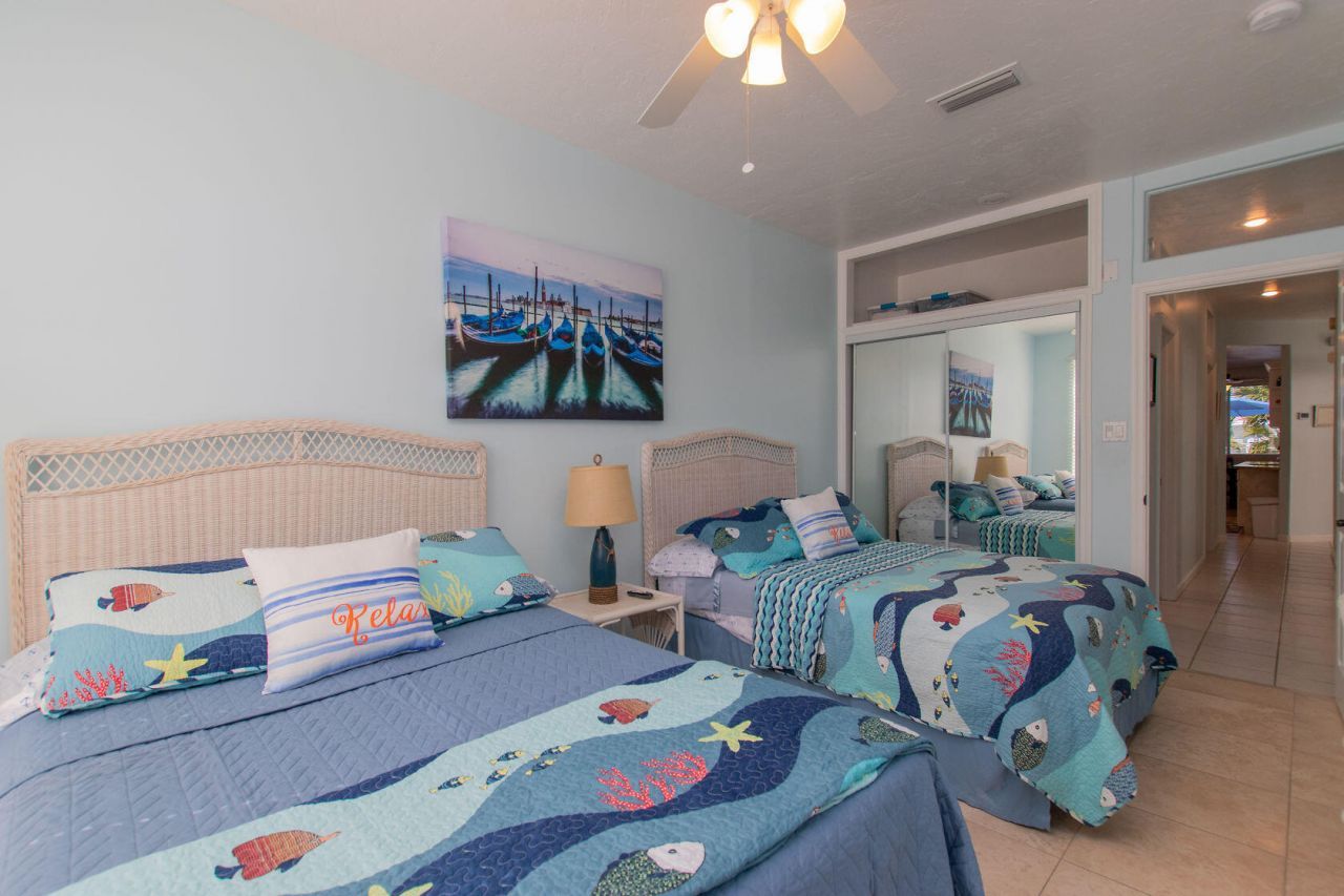 461 & 471 3rd Street, Key Colony, FL 33051 Photo