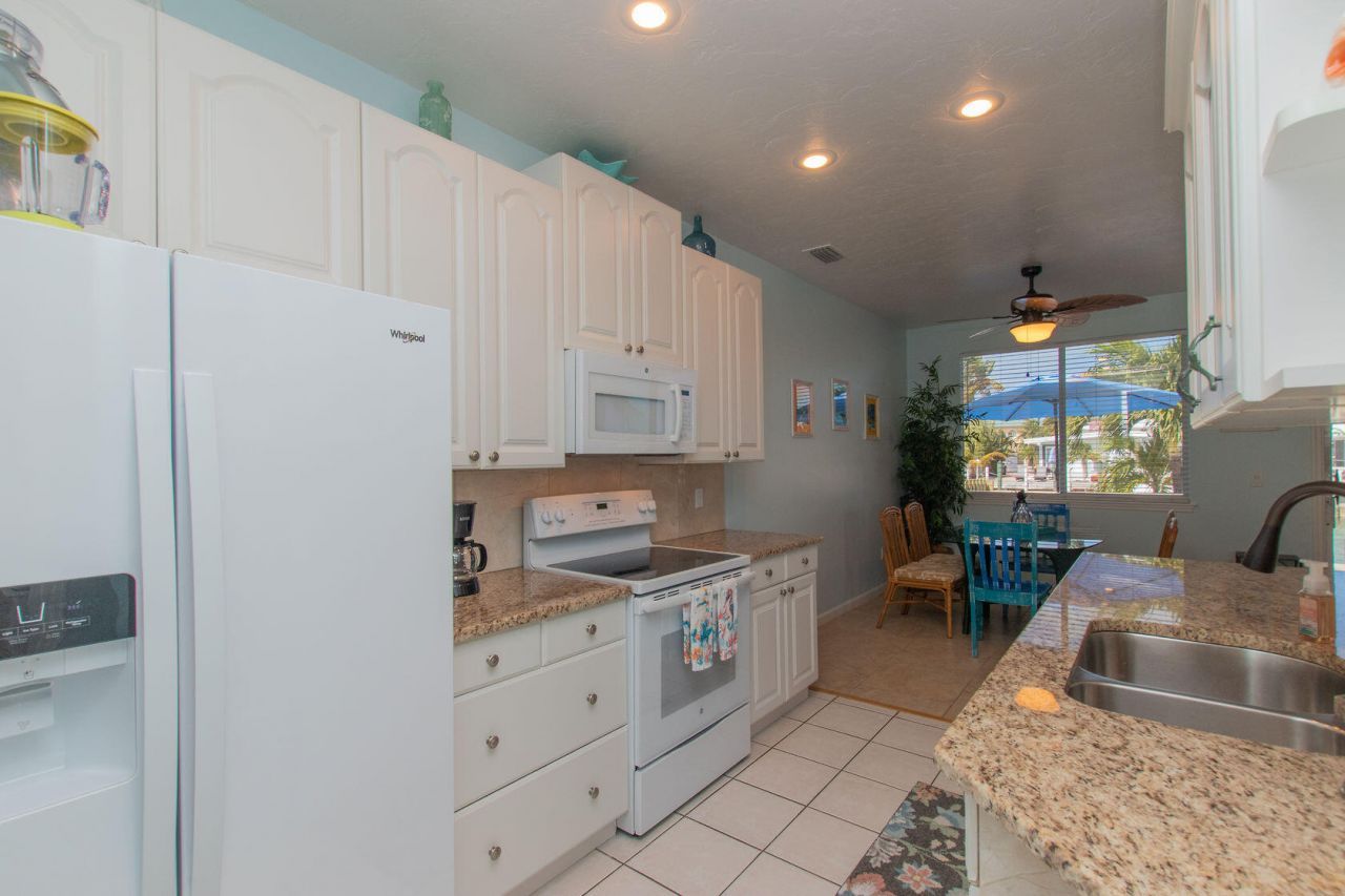 461 & 471 3rd Street, Key Colony, FL 33051 Photo