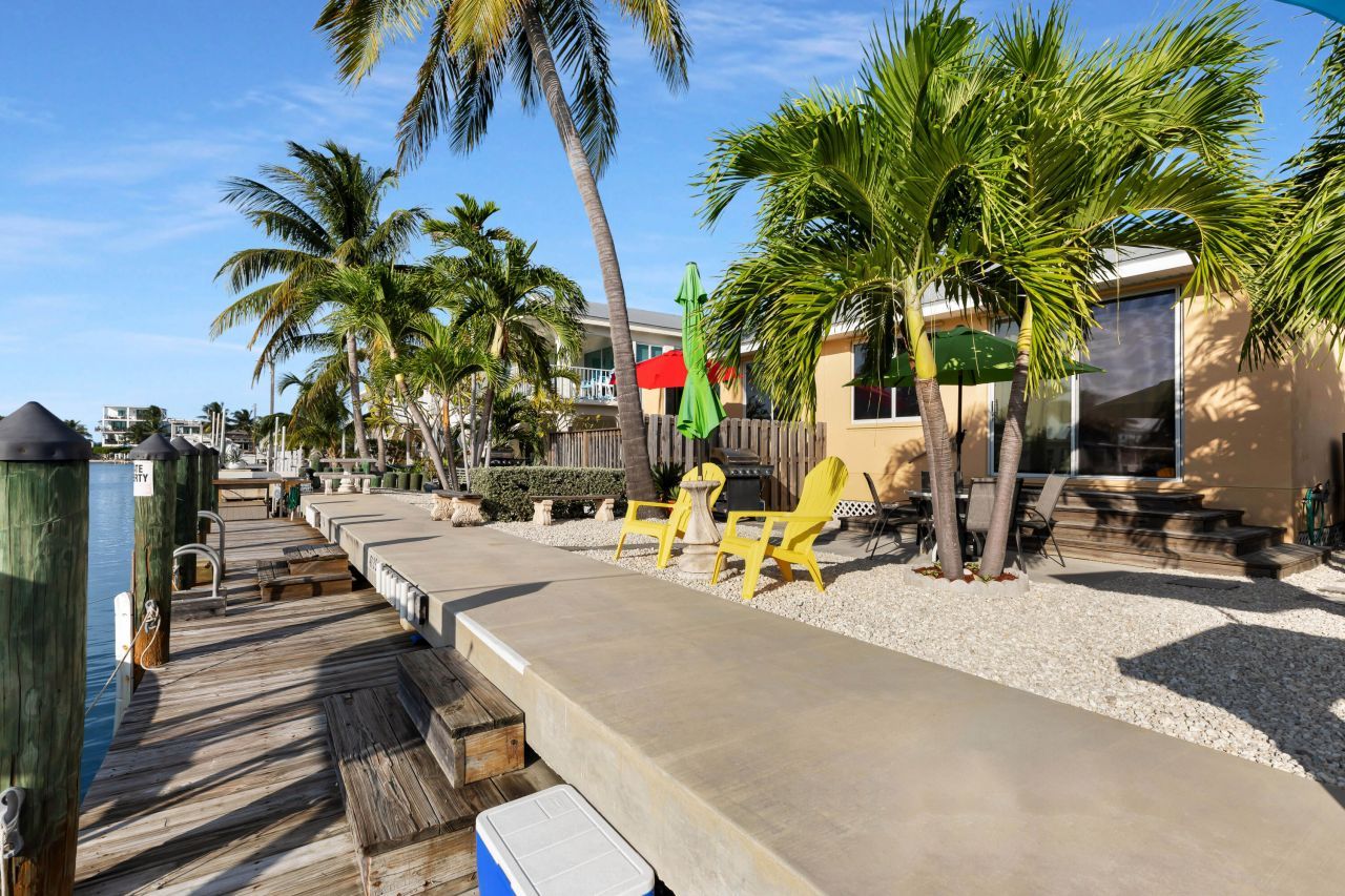 461 & 471 3rd Street, Key Colony, FL 33051 Photo