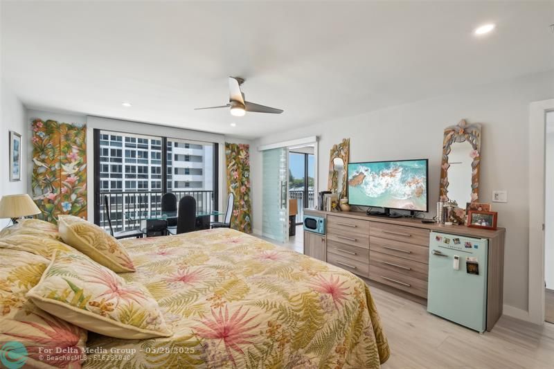 3100 NE 48th Street, Unit 310, Fort Lauderdale, FL 33308 Photo