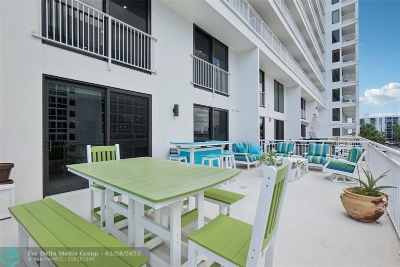 3100 NE 48th Street, Unit 310, Fort Lauderdale, FL 33308 Photo