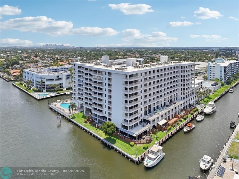3100 NE 48th Street, Unit 310, Fort Lauderdale, FL 33308 Photo