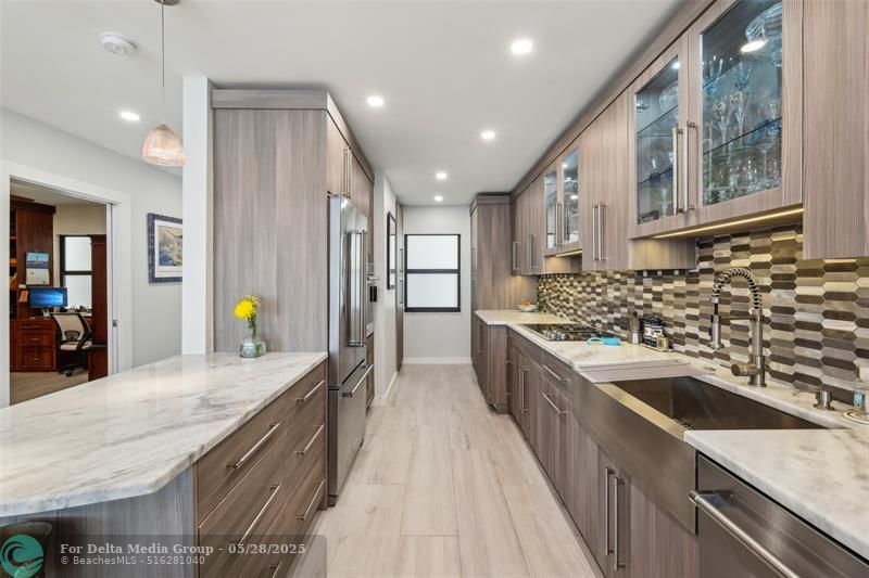 3100 NE 48th Street, Unit 310, Fort Lauderdale, FL 33308 Photo