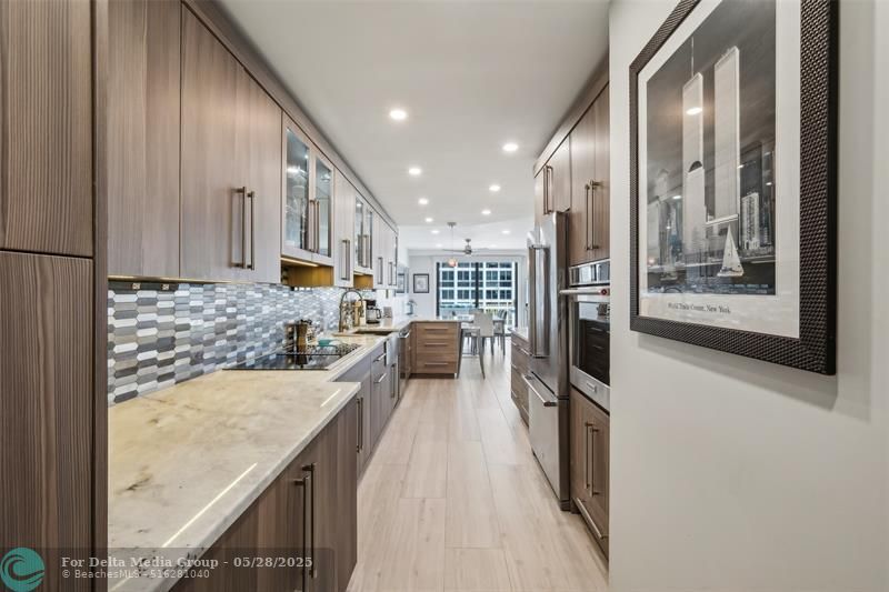 3100 NE 48th Street, Unit 310, Fort Lauderdale, FL 33308 Photo