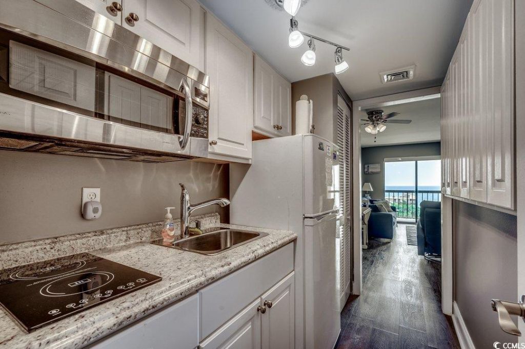 7500 N Ocean Blvd. Photo 9