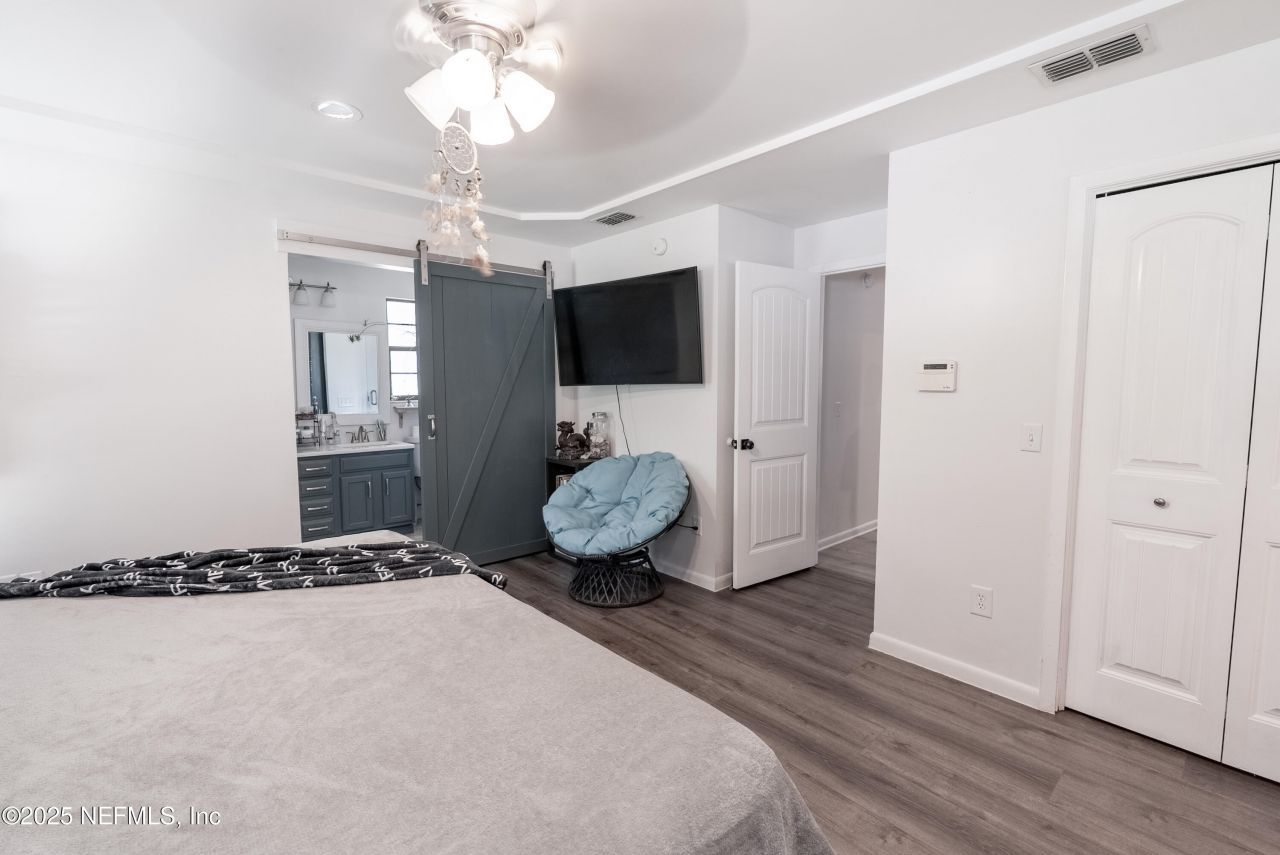 1701 Jones Road, Jacksonville, FL 32220 Photo