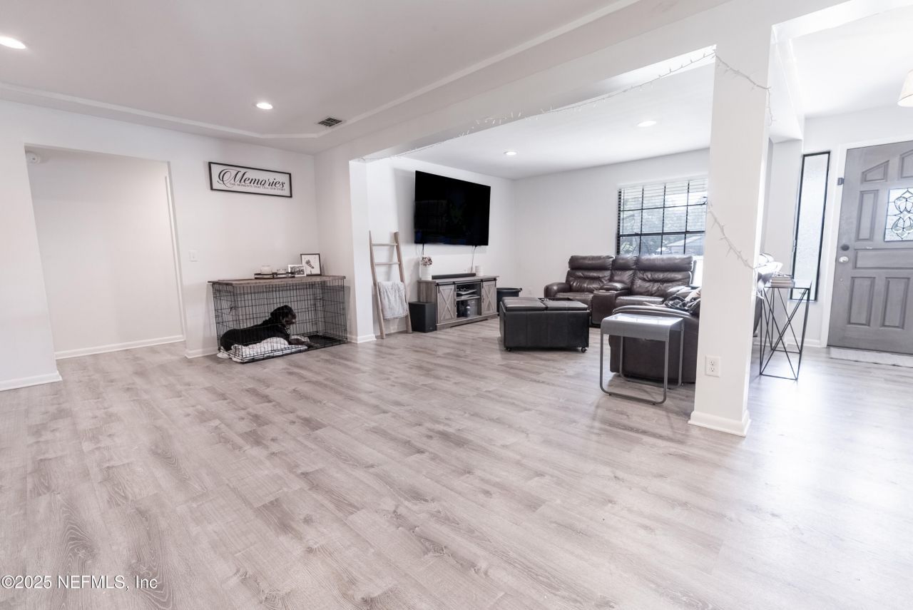 1701 Jones Road, Jacksonville, FL 32220 Photo