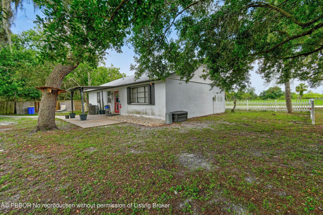 9601 SW Fox Brown Road, Indiantown, FL 34956 Photo