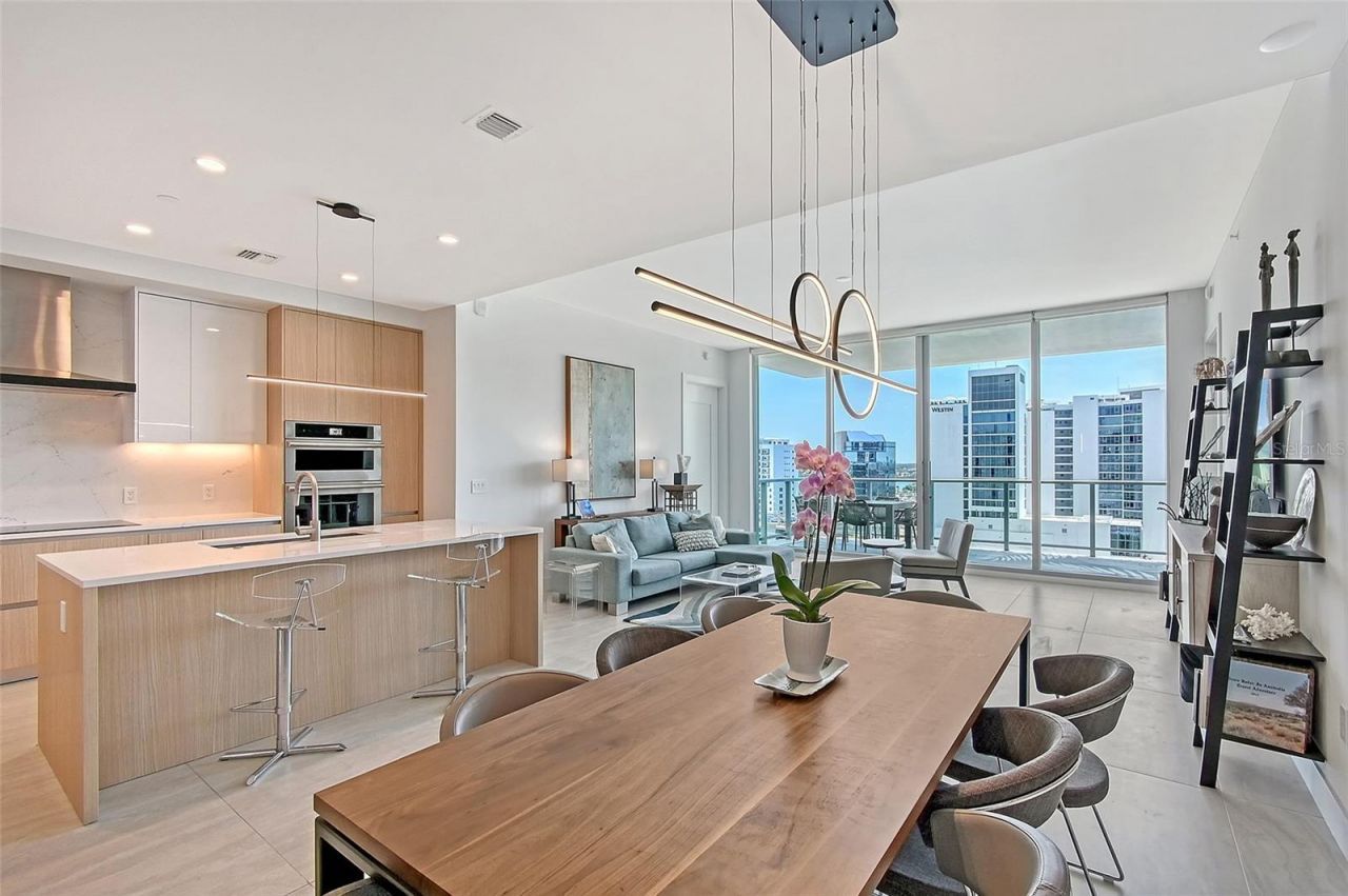 301 Quay Commons, Unit 1208, Sarasota, FL 34236 Photo