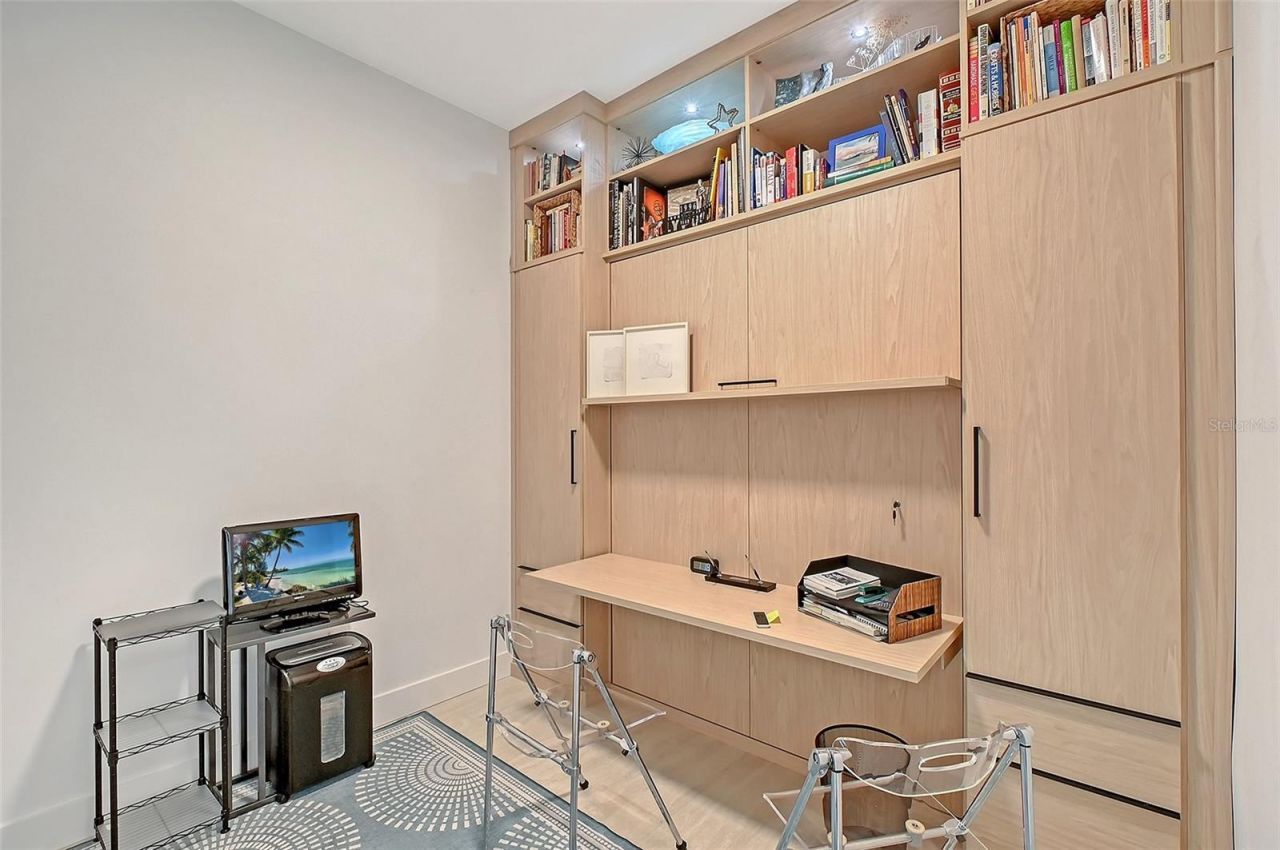 301 Quay Commons, Unit 1208, Sarasota, FL 34236 Photo