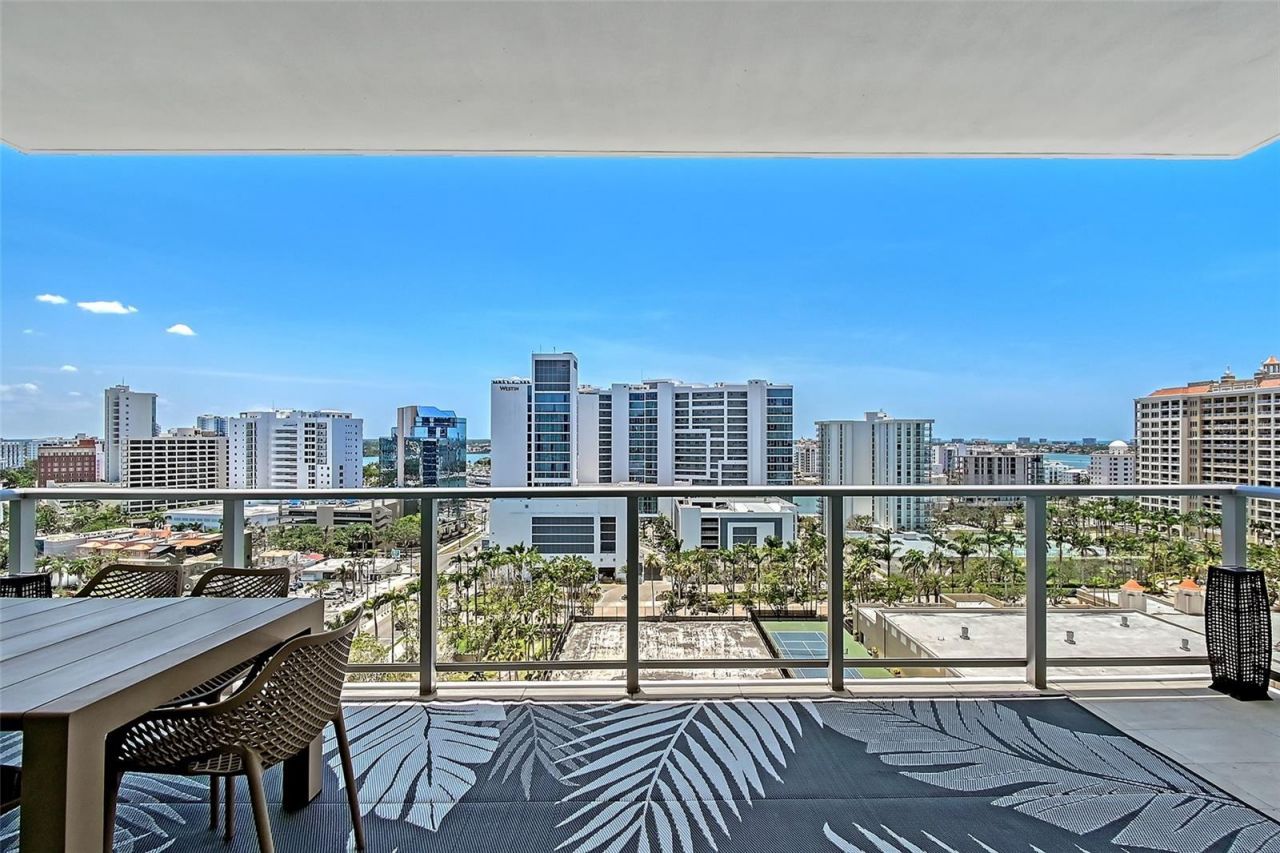 301 Quay Commons, Unit 1208, Sarasota, FL 34236 Photo