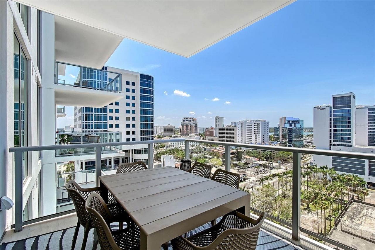 301 Quay Commons, Unit 1208, Sarasota, FL 34236 Photo