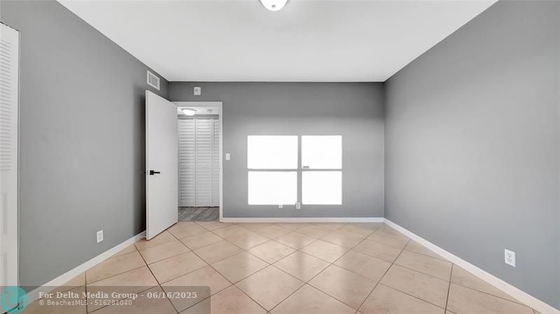 10433 Sunrise Lakes Boulevard, Unit 409, Sunrise, FL 33322 Photo