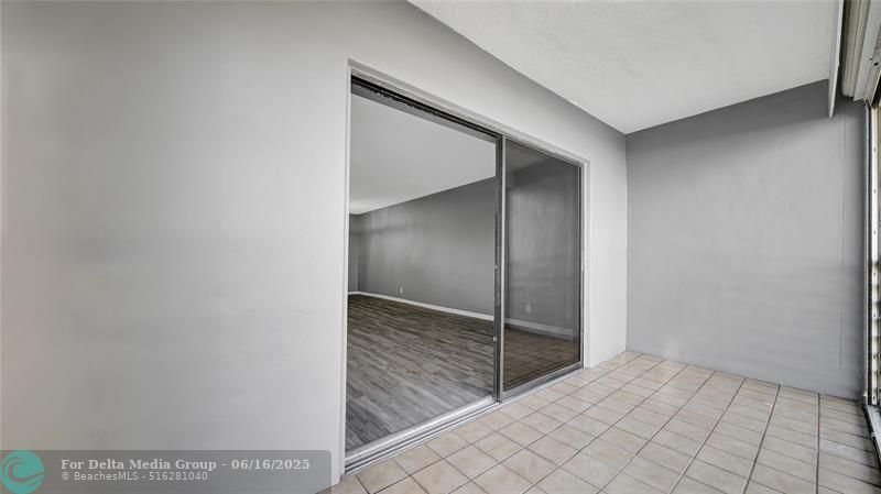 10433 Sunrise Lakes Boulevard, Unit 409, Sunrise, FL 33322 Photo