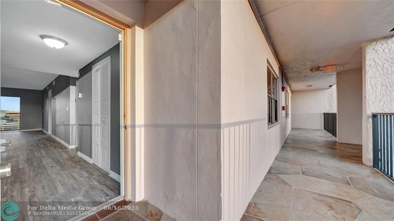 10433 Sunrise Lakes Boulevard, Unit 409, Sunrise, FL 33322 Photo