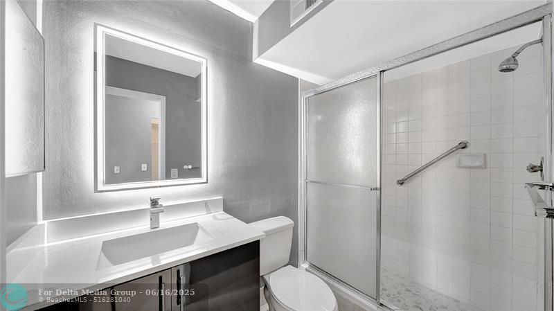 10433 Sunrise Lakes Boulevard, Unit 409, Sunrise, FL 33322 Photo