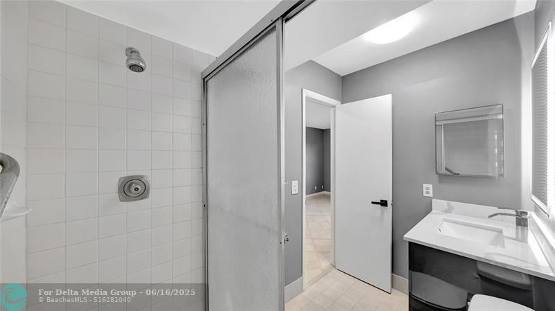 10433 Sunrise Lakes Boulevard, Unit 409, Sunrise, FL 33322 Photo