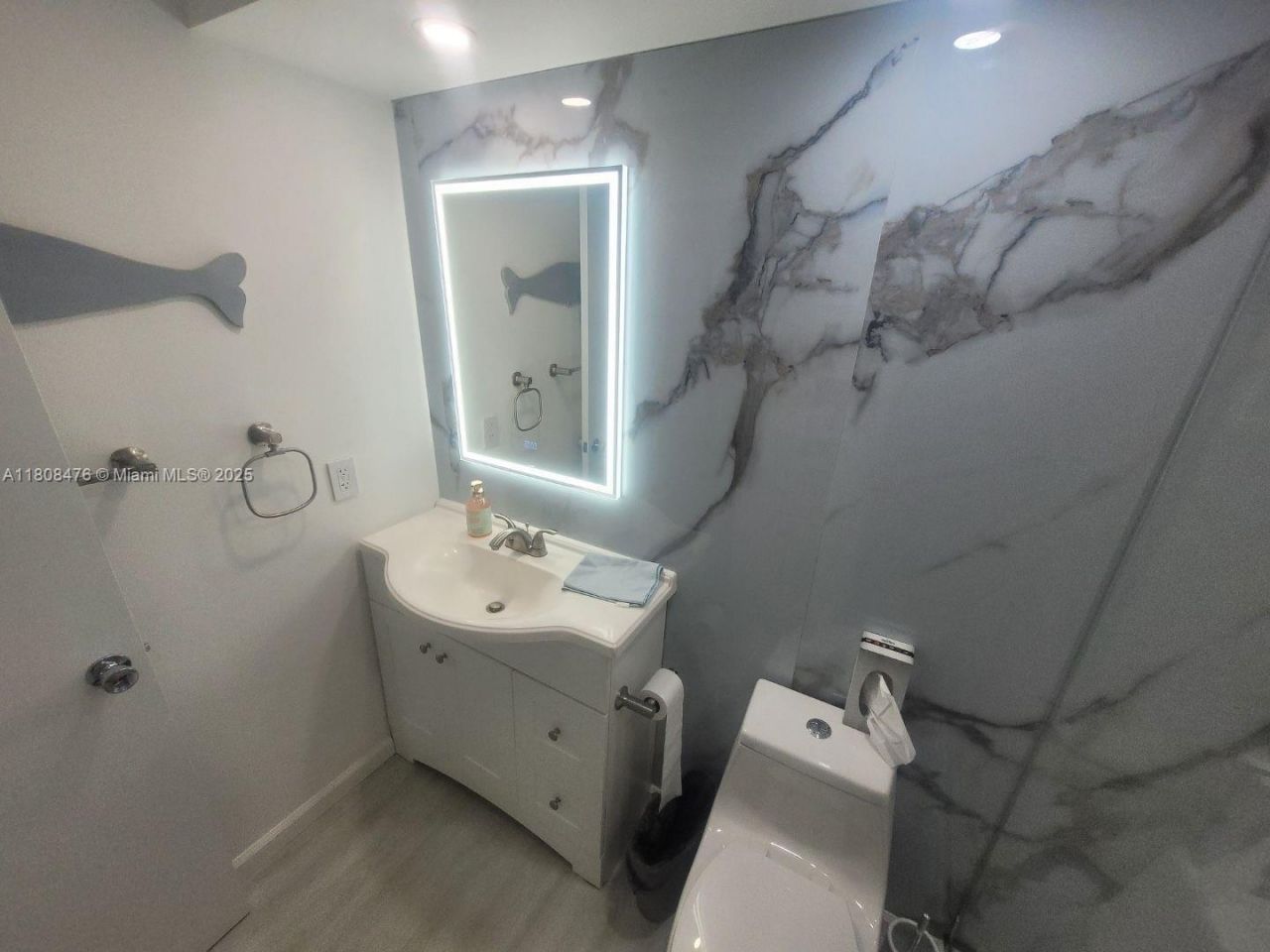 300 Golden Isles Dr, Unit 217, Hallandale Beach, FL 33009 Photo