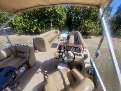 300 Golden Isles Dr, Unit 217, Hallandale Beach, FL 33009 Photo