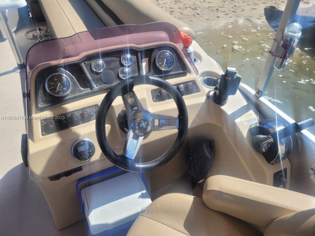 300 Golden Isles Dr, Unit 217, Hallandale Beach, FL 33009 Photo