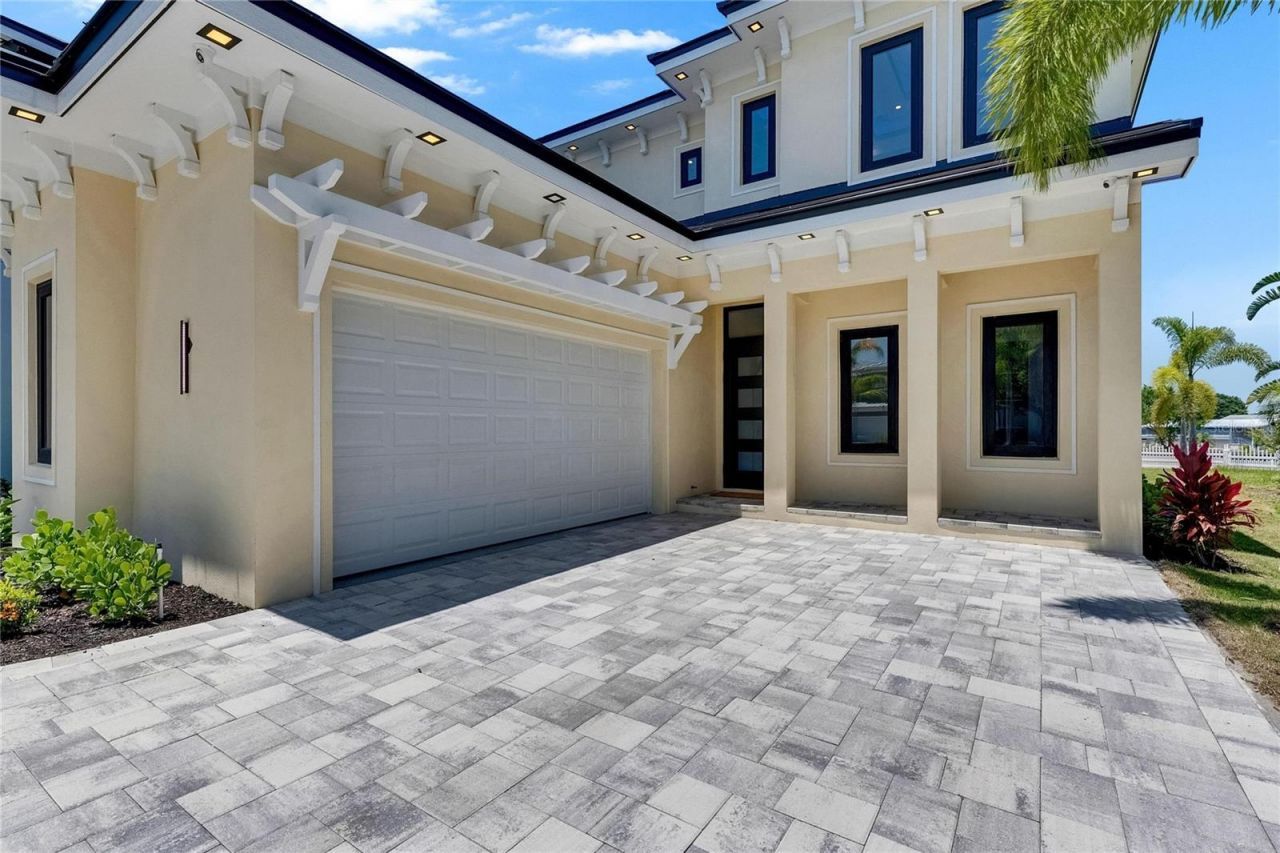 6522 Simone Shores Circle, Apollo Beach, FL 33572 Photo