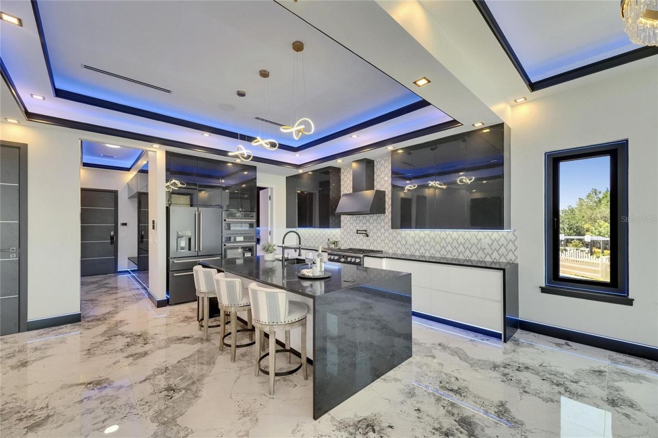 6522 Simone Shores Circle, Apollo Beach, FL 33572 Photo