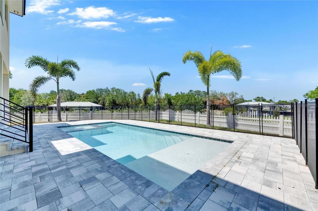 6522 Simone Shores Circle, Apollo Beach, FL 33572 Photo
