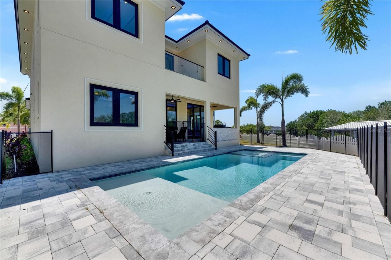 6522 Simone Shores Circle, Apollo Beach, FL 33572 Photo