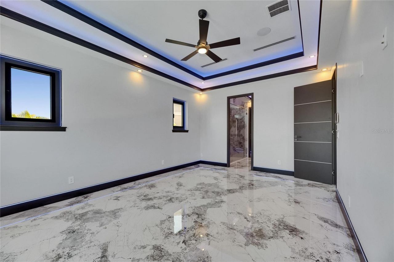 6522 Simone Shores Circle, Apollo Beach, FL 33572 Photo