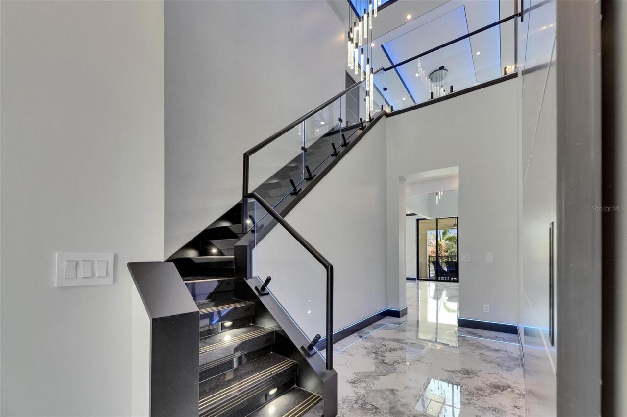 6522 Simone Shores Circle, Apollo Beach, FL 33572 Photo