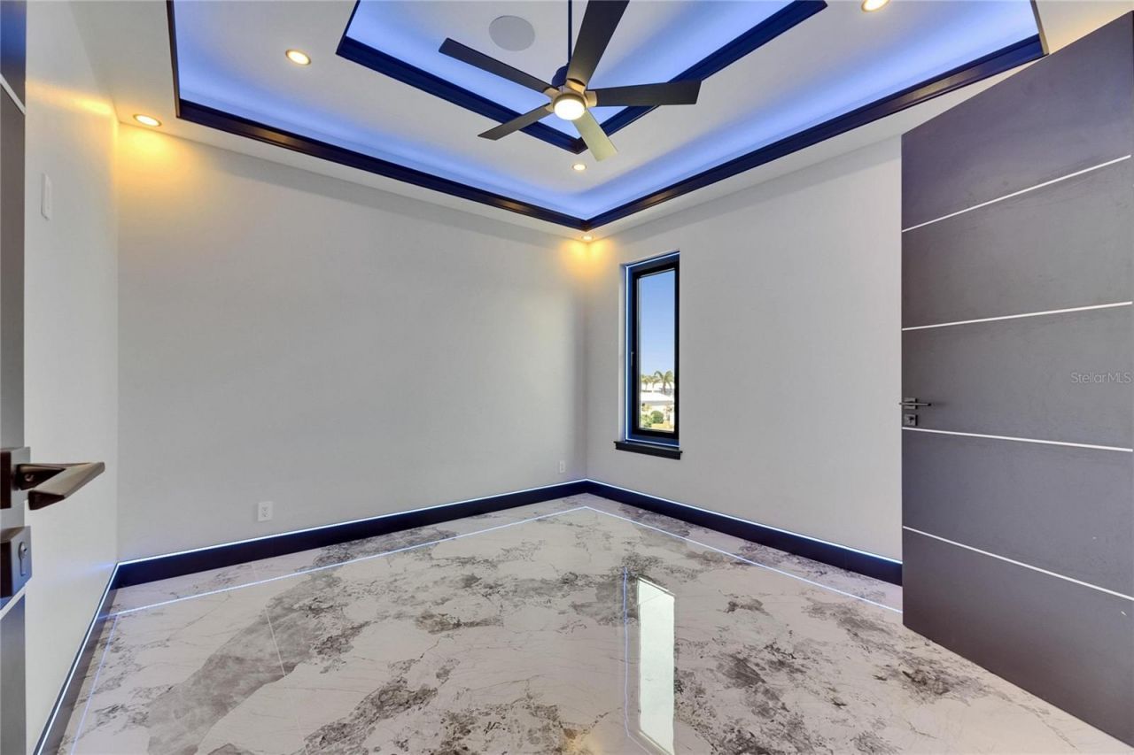 6522 Simone Shores Circle, Apollo Beach, FL 33572 Photo