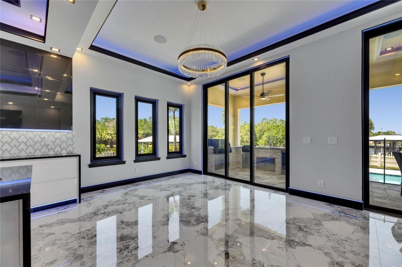 6522 Simone Shores Circle, Apollo Beach, FL 33572 Photo