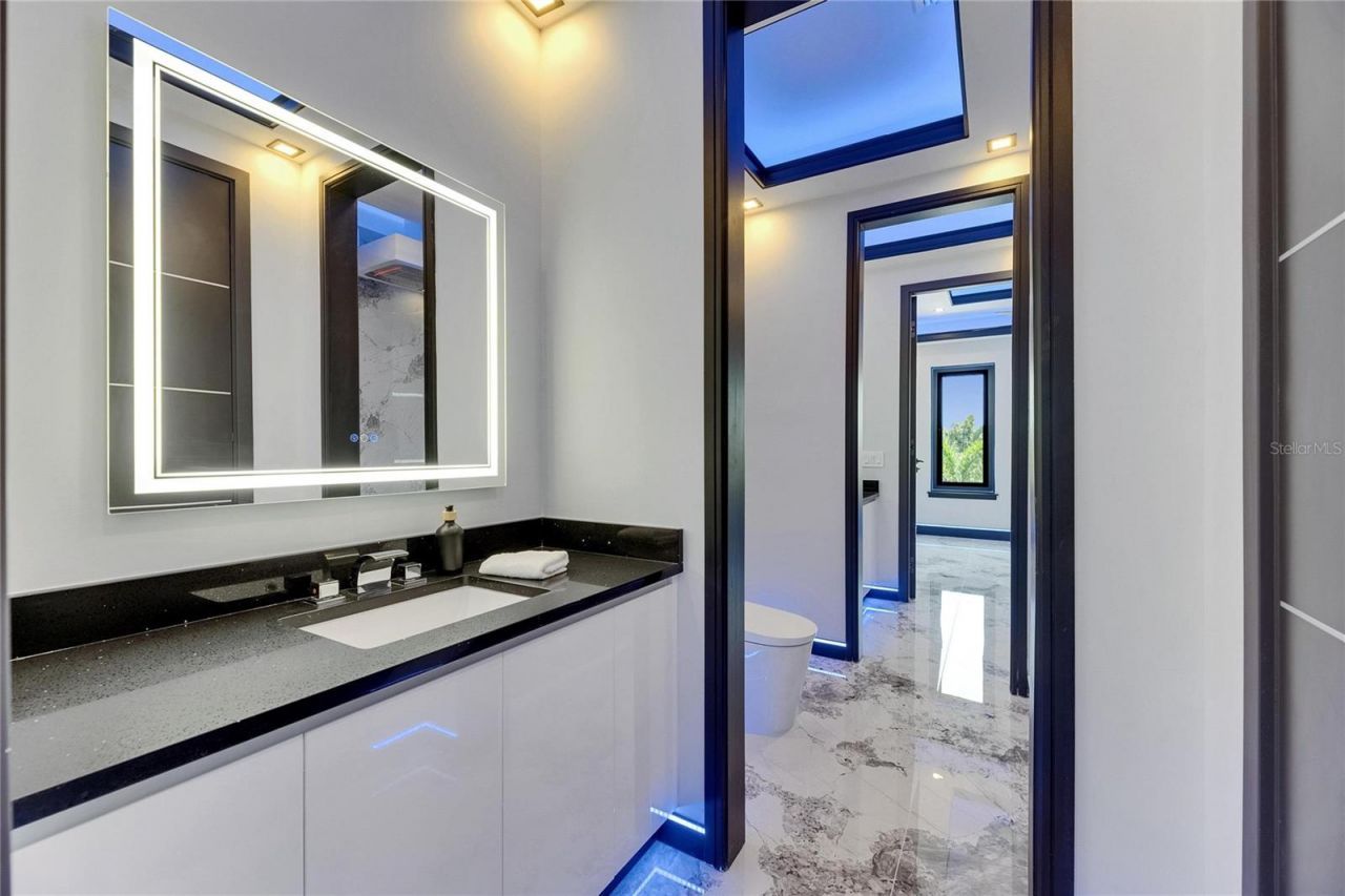 6522 Simone Shores Circle, Apollo Beach, FL 33572 Photo