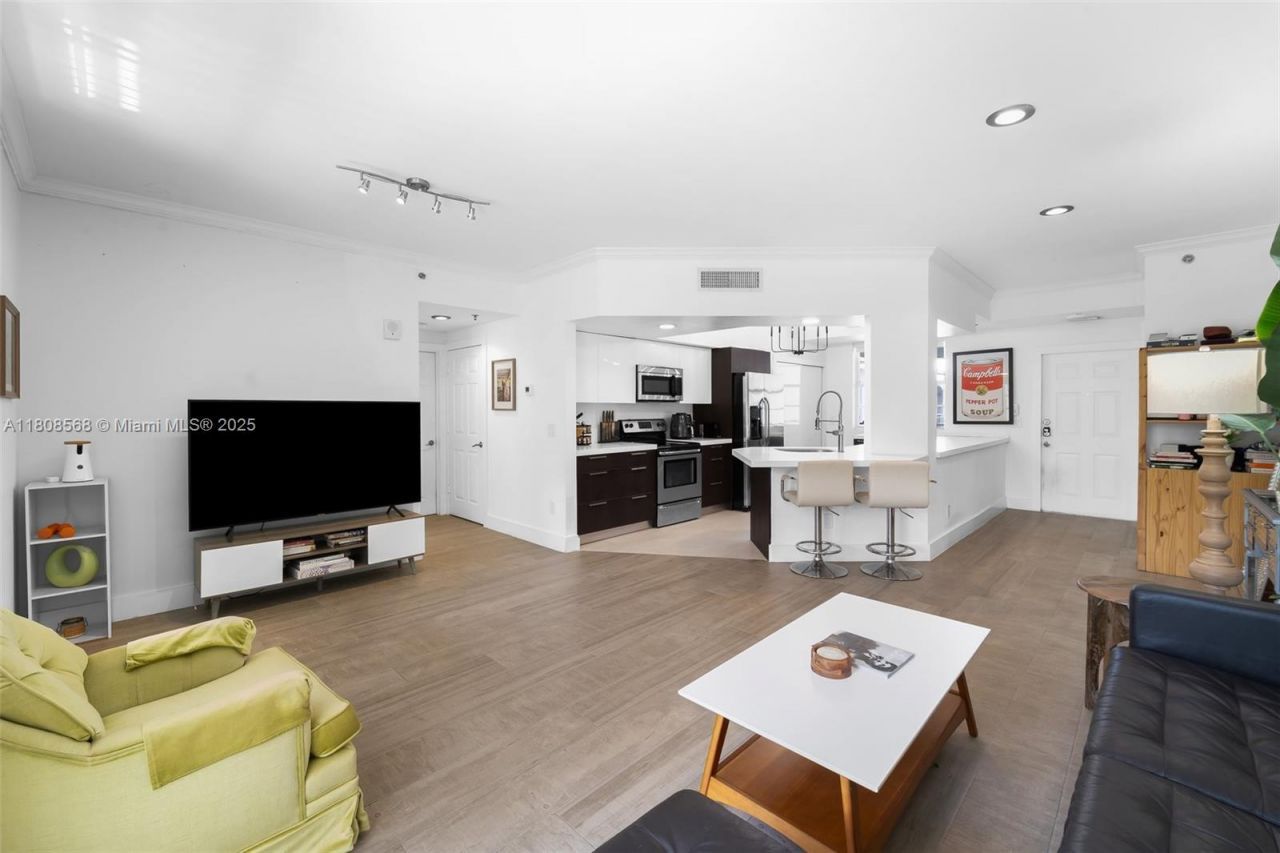 3245 NE 184th St, Unit 13402, Aventura, FL 33160 Photo