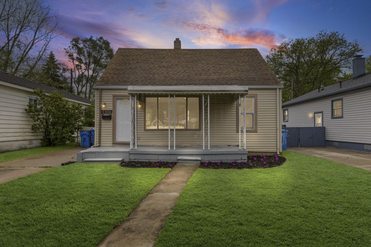 24339 Eton Avenue, Dearborn Heights, MI 48125 Main Photo