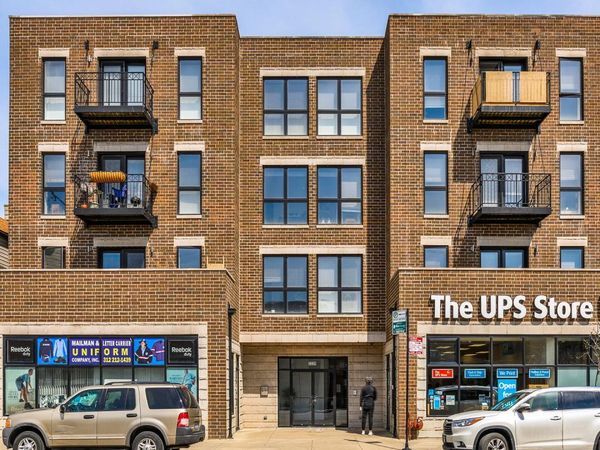 3227 S Halsted Street, Chicago, IL 60608