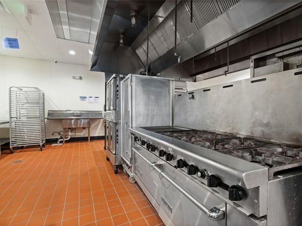 502 Thompson LN, Austin, TX 78742