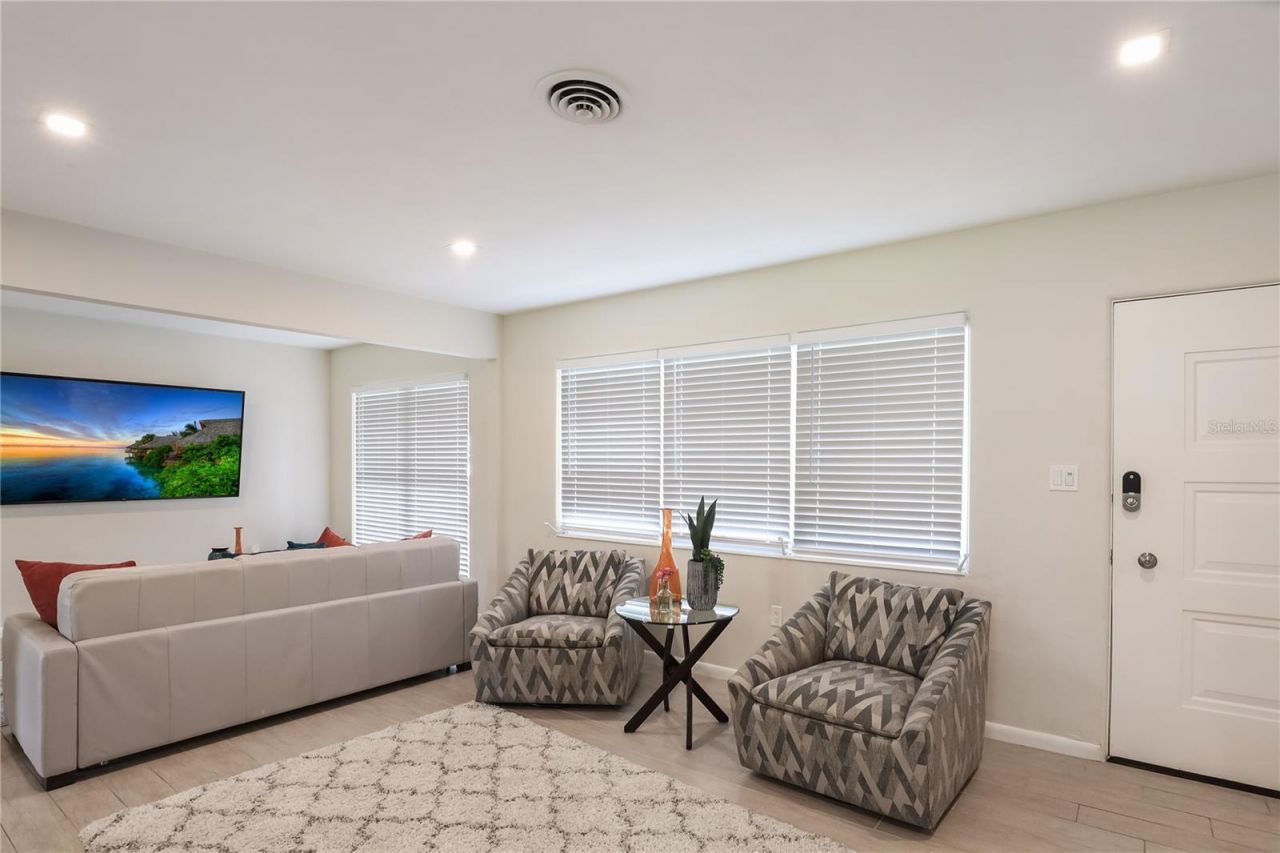 2266 Clematis Street, Sarasota, FL 34239 Photo