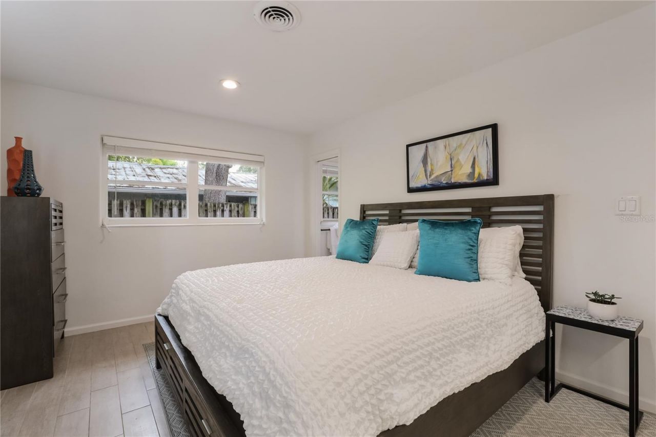 2266 Clematis Street, Sarasota, FL 34239 Photo