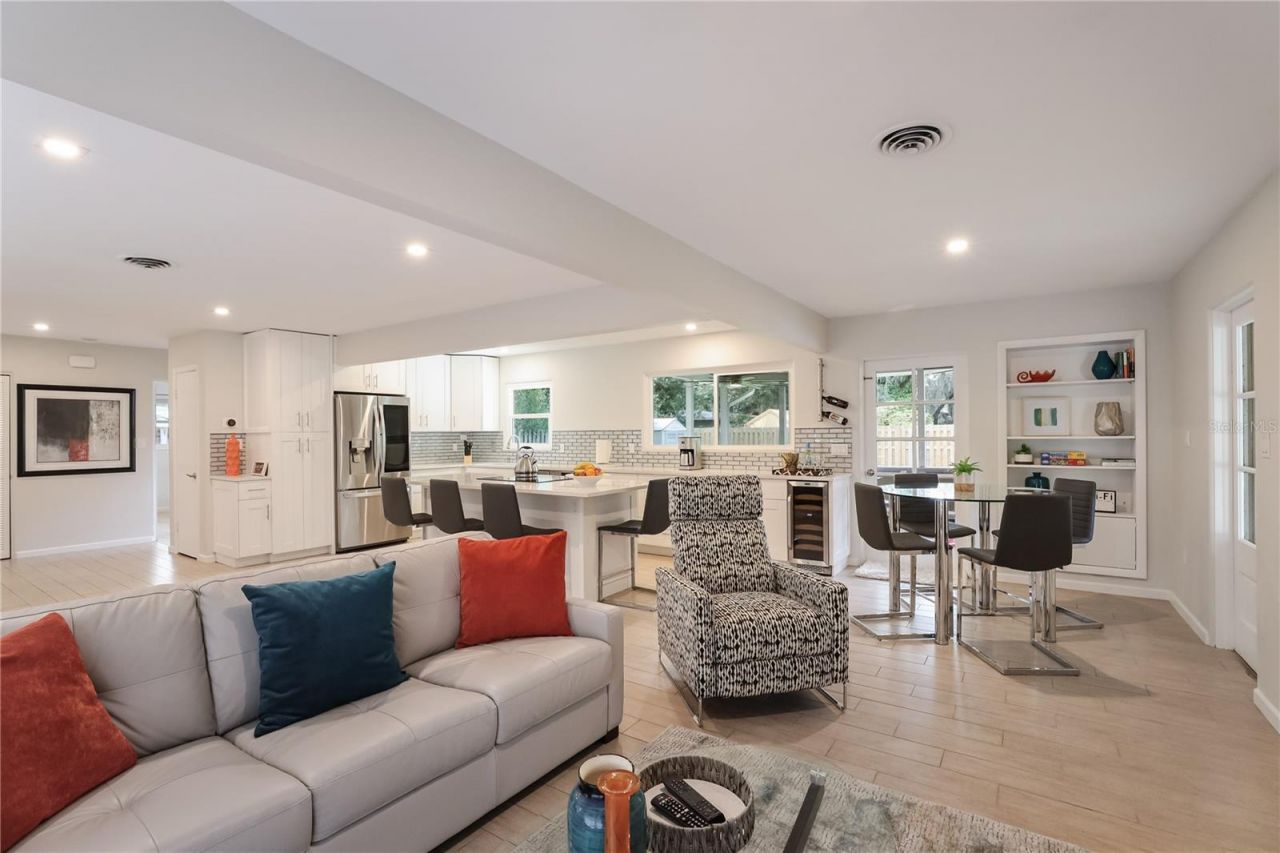 2266 Clematis Street, Sarasota, FL 34239 Photo