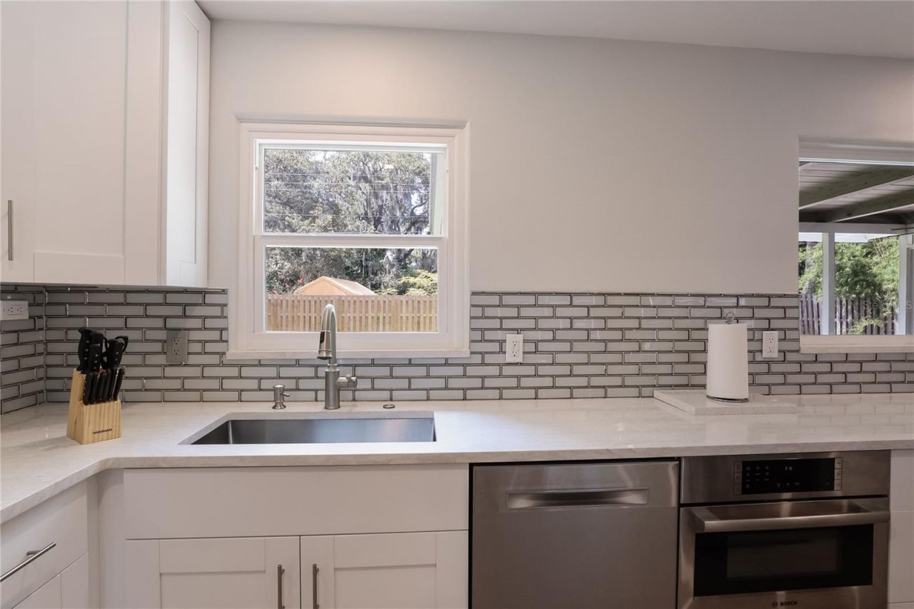 2266 Clematis Street, Sarasota, FL 34239 Photo