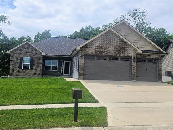 10711 Trenton Lane, Foristell, MO 63348