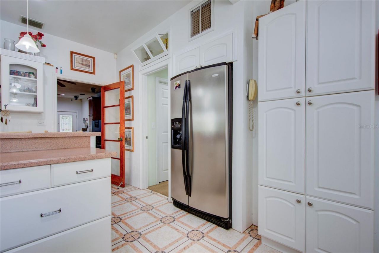 921 24th Avenue N, Saint Petersburg, FL 33704 Photo