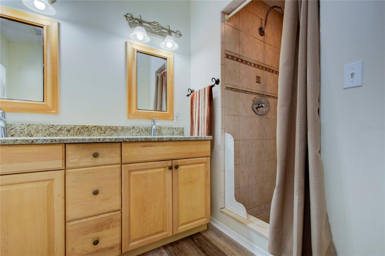 921 24th Avenue N, Saint Petersburg, FL 33704 Photo