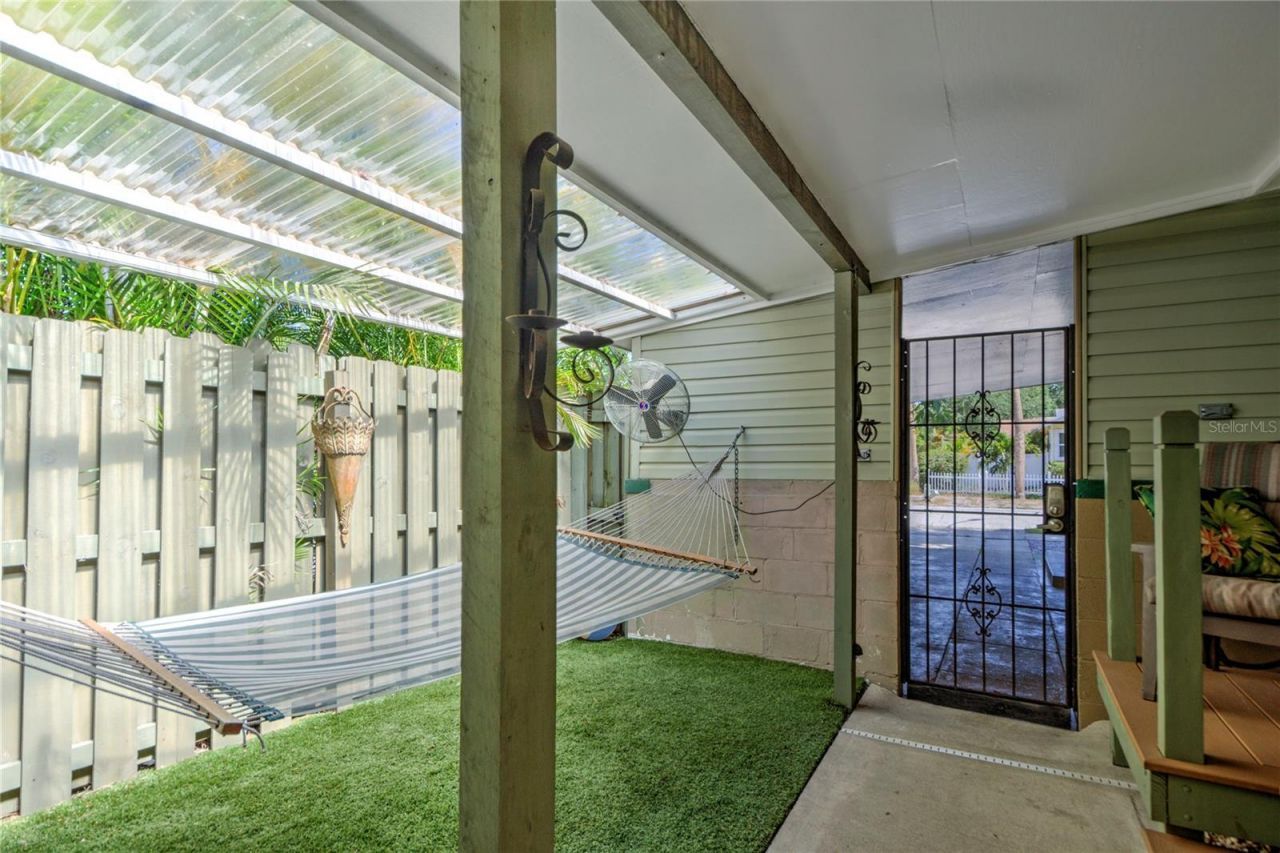 921 24th Avenue N, Saint Petersburg, FL 33704 Photo