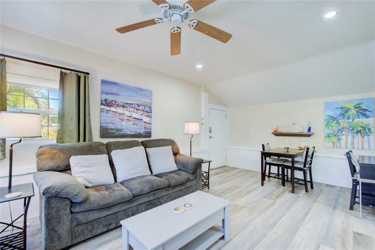 921 24th Avenue N, Saint Petersburg, FL 33704 Photo