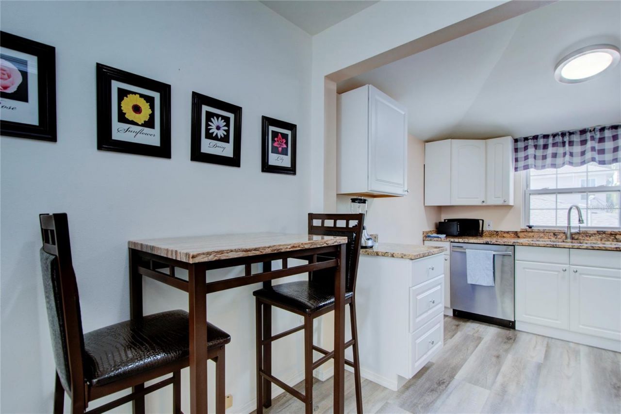 921 24th Avenue N, Saint Petersburg, FL 33704 Photo